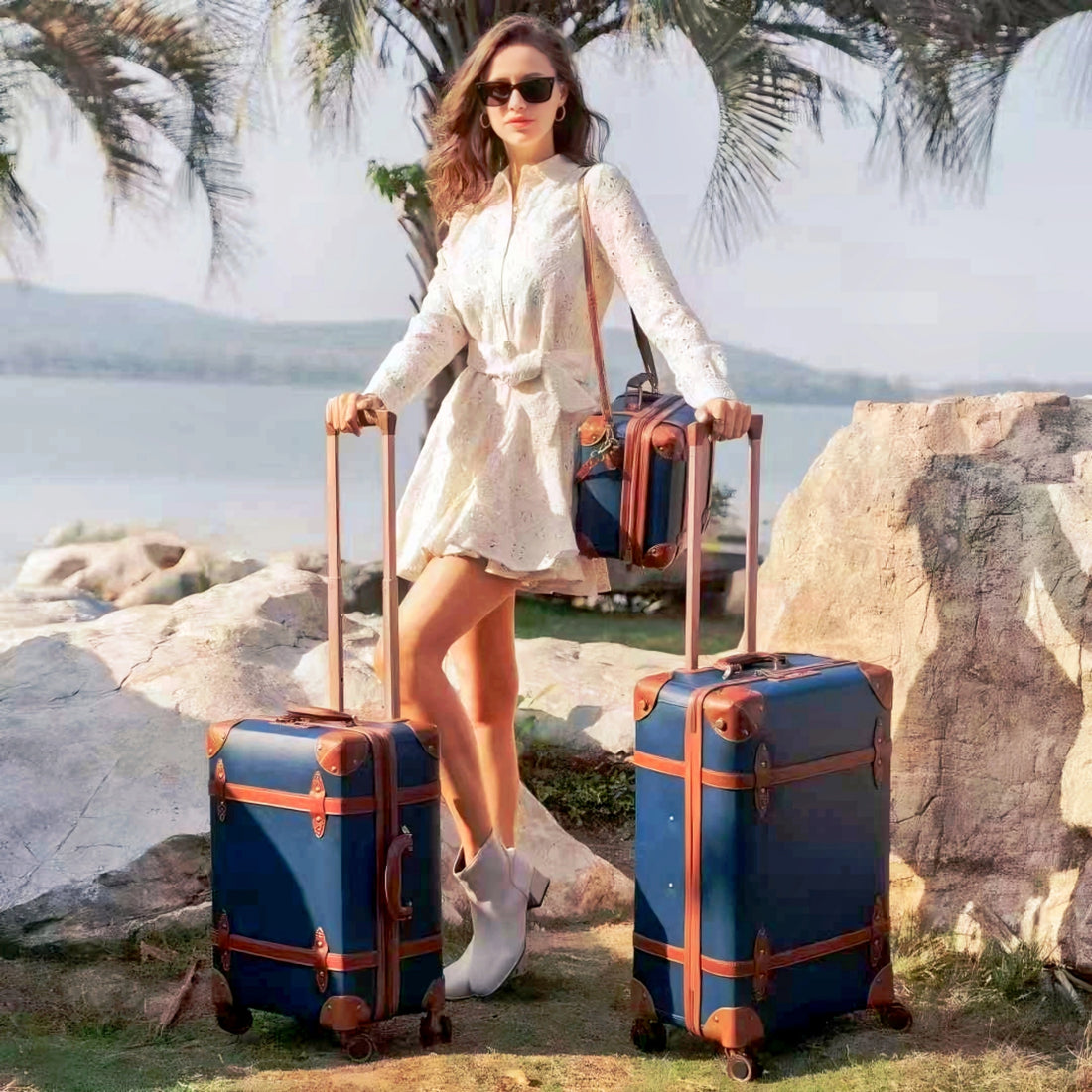 Retro-inspired carry-on Vintage Style Luggage